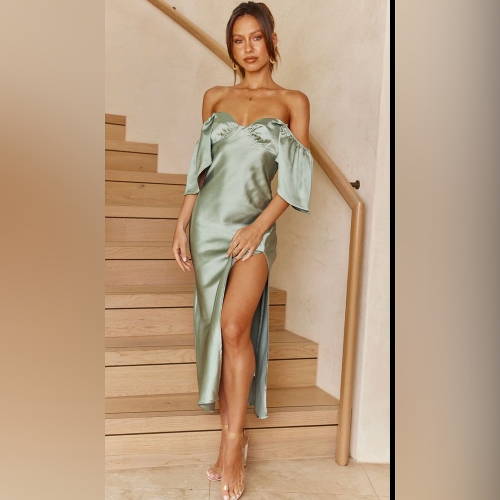 Billy J, Sophina Maxi Dress in Olive Green. Silky, never worn. Wedding Guest